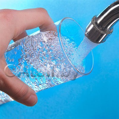 кристально чистая питьевая вода