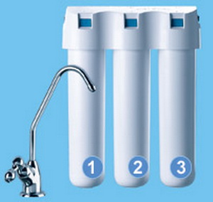 Проточный фильтр Аквафор Кристалл-Н для очистки и умягчения жёсткой водопроводной воды